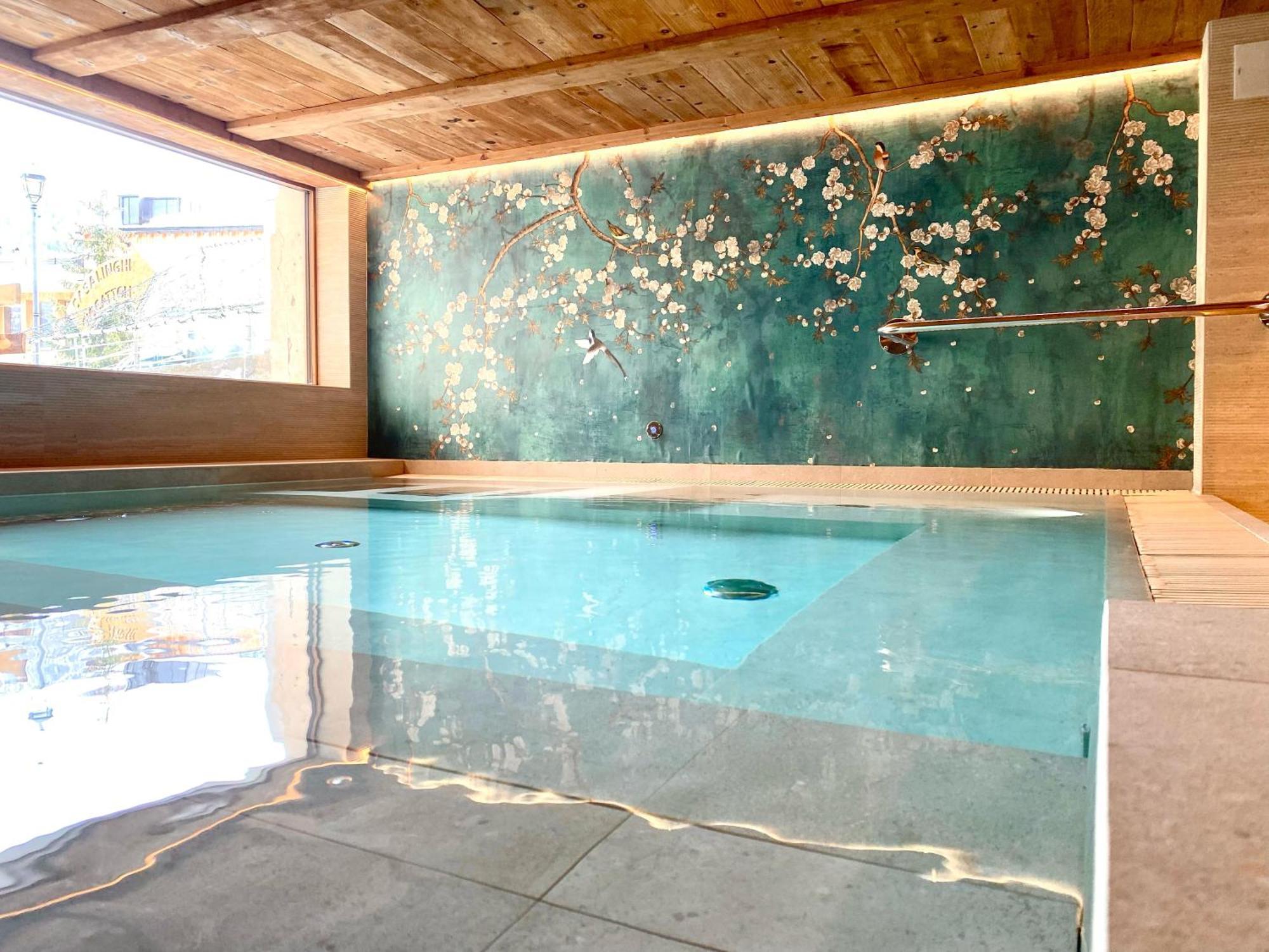 Piccolo Tibet Hotel