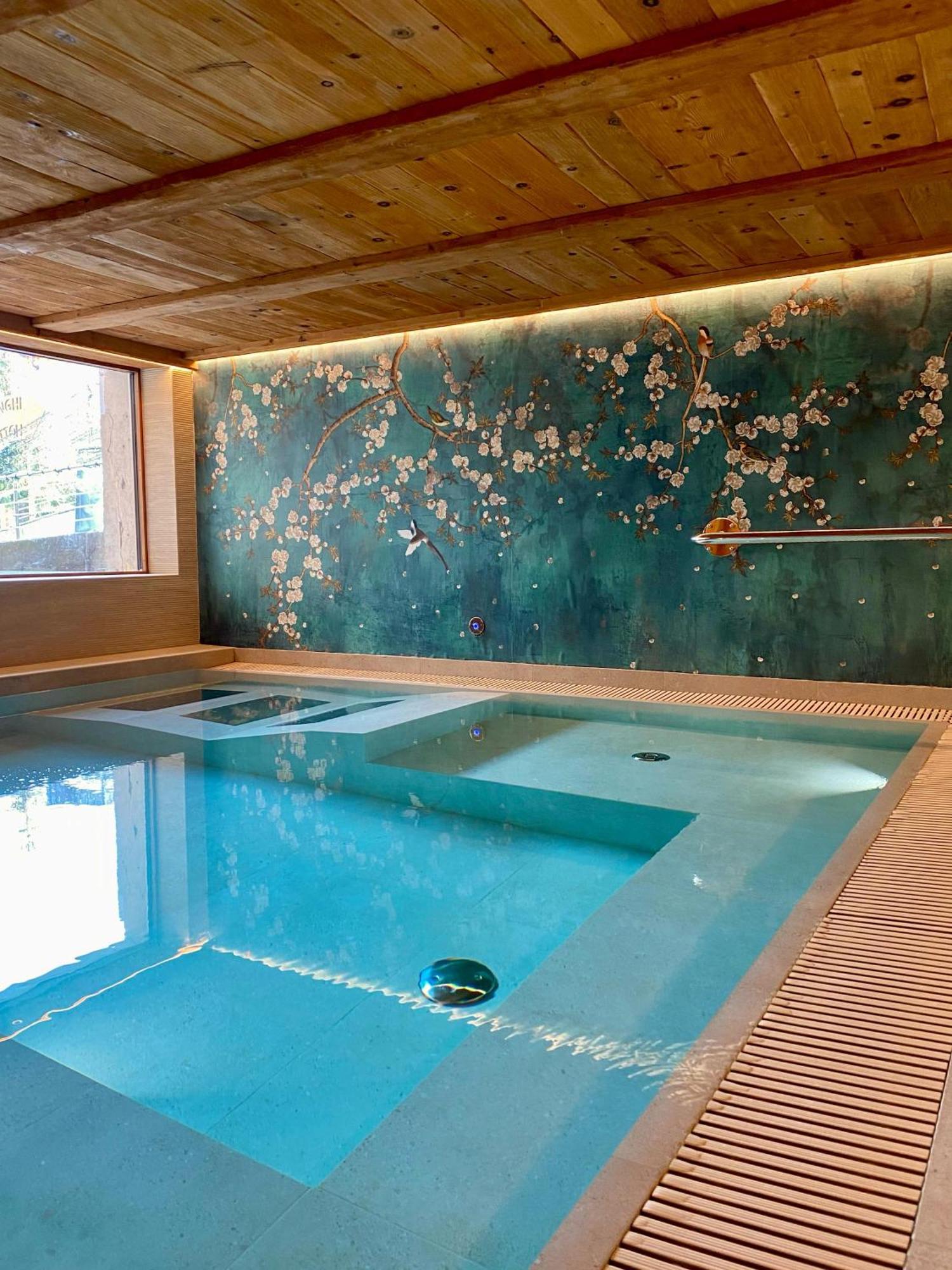Piccolo Tibet Hotel