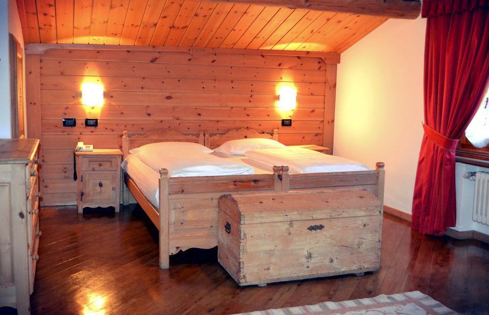 Piccolo Tibet Hotel 3*